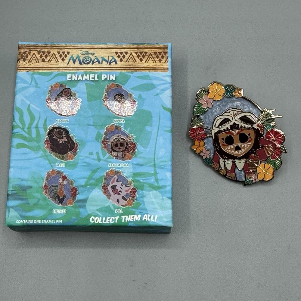 Disney Moana Floral Blind Enamel Pin New Open Box KAKAMORA Coconut